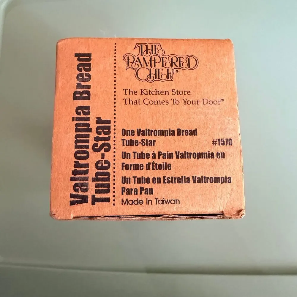 The Pampered Chef Valtrompia Bread Tube Star #1570 NEW